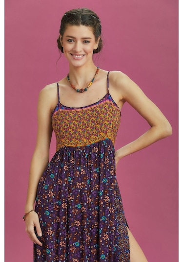 Askılı Yırtmaçlı Çiçekli Robadan Elbise 001