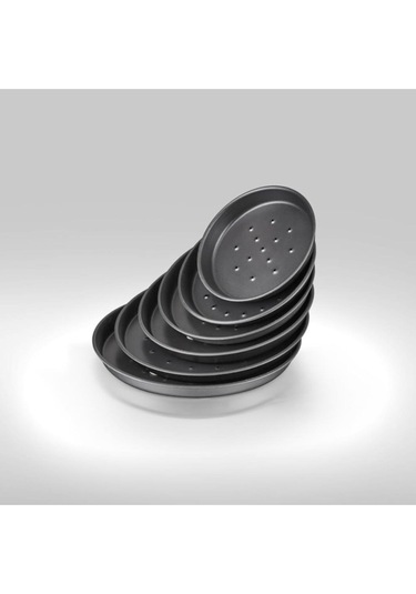 Delikli Pizza Tava 32cm Siyah