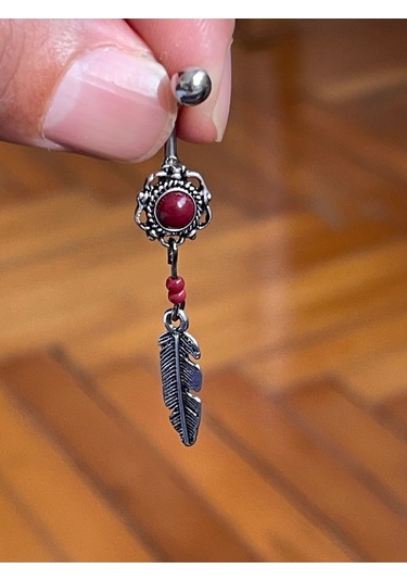 316 Cerrahi Çelik Tüy Model Bordo Taşlı Sallantılı Göbek Piercingi Gümüş