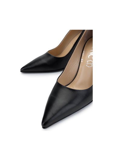 Tamer Tanca Kadın Hakiki Deri Siyah Deri Topuklu Ayakkabı 815 9603 Bn Ayk Y25 Sıyah Dr Siyah