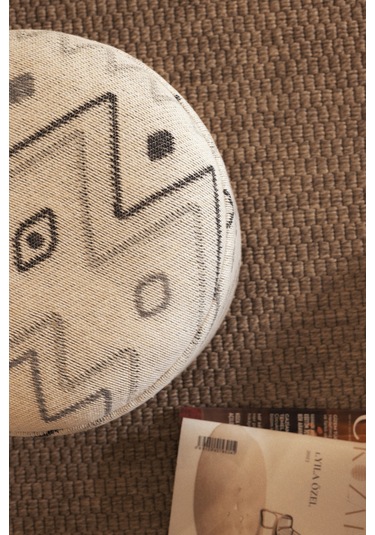 Bliss Gri Etnik Desenli Krem Puf 45 X H 42 Cm 4280 Gri