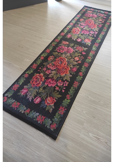 Karabağ Yolluk Yeşil Siyah Mutfak Halısı Yıkanabilir Kilim