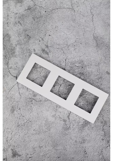 Vo'stabl Prizler Ve Anahtarlar İçin Beyaz Üçlü Çerçeve 185294620