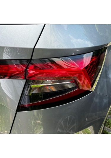 Skoda Karoq Stop Çerçeve Sticker/2017-2021-makyajsız/parlak Siyah