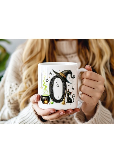 O Harfli Halloween Kedili Figür Kupa Bardak - Şapkalı Ve Kazanlı İsme Özel Kupa - Hediye 07 Beyaz