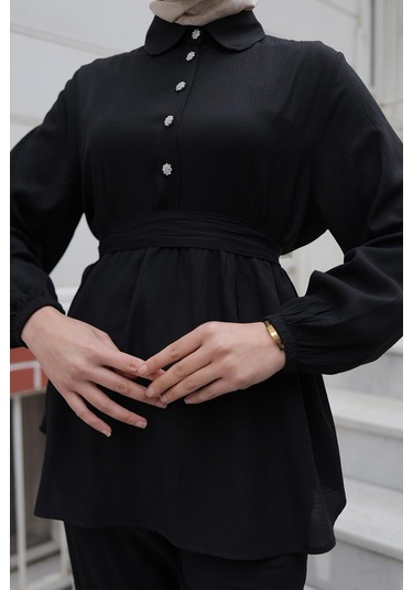 Taş Düğme Detaylı Takım Siyah Siyah