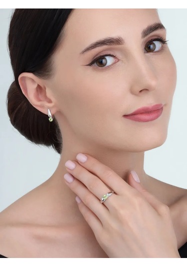 Uvelirnye Tradicii 925 Ayar Gümüş Doğal Krizolit Taşlı Yüzük 411192647 Beyaz