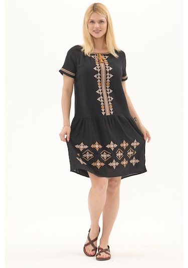 Şile Bezi Siyah Otantik Nakışlı Midi Elbise