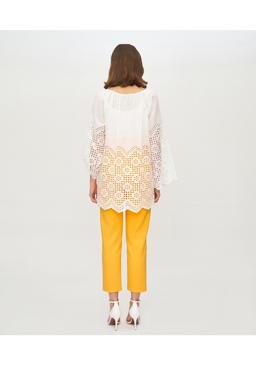 Kadın Pamuk Gömlek Ajurlu Detaylı, Rahat Kalıp Yazlık Tasarım Ekru