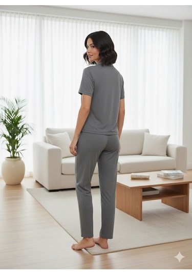 Kadın Gri Düğme Detaylı Pijama Takımı Gri