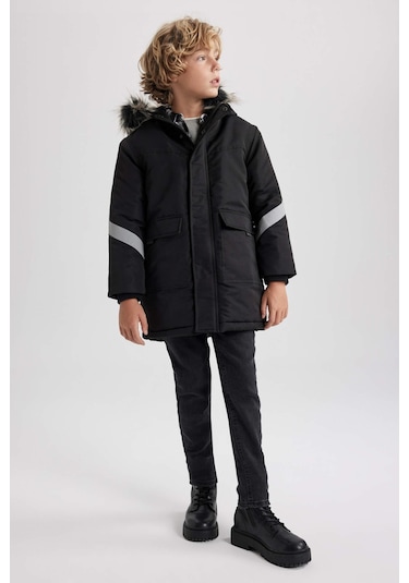 Defacto Erkek Çocuk Su İtici Çıkarılabilir Kürk Kapüşonlu Pelüş Astar Kaban A2260A823CWBK27 Siyah