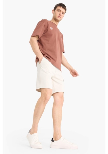 Defacto Regular Fit Dokulu Düz Paça Kargo Cepli Basic Düz Şort B8796AX24SM Bej