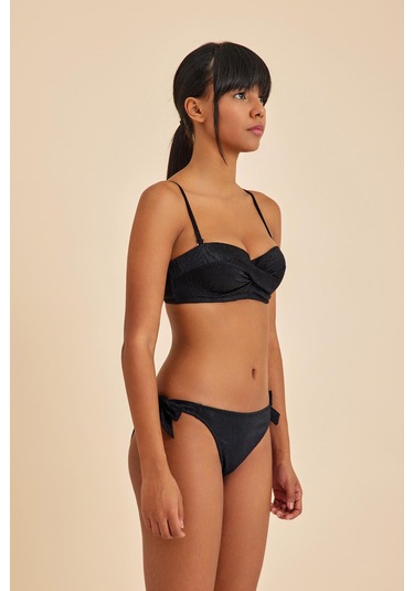 Bali Siyah Balenli Dolgulu Straplez Push-up Bikini Üst Siyah
