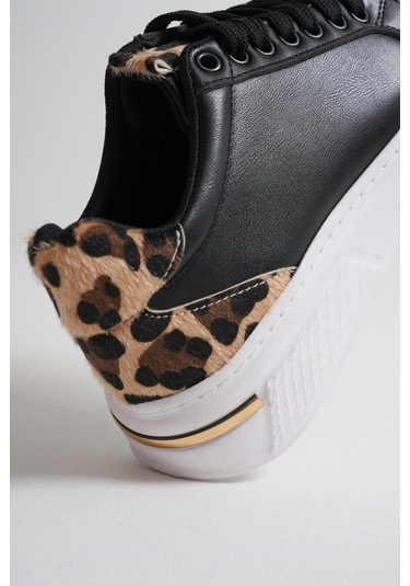 Kocadal Kocadal Vega Leopar Detaylı Siyah Kadın Spor Ayakkabı Muhtelif