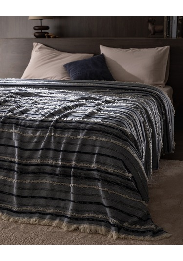 Madame Coco Montjalin Çift Kişilik Yatak Örtüsü - İndigo 8684427145531 Indigo