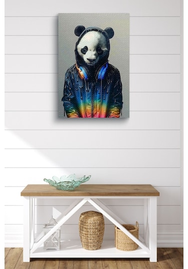 Müzik Dinleyen Genç Panda Yağlı Kanvas Tablo