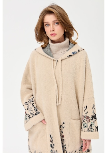 Kadın Triko Kırçiçeği Desenli Afrodit Panço Bej Bej