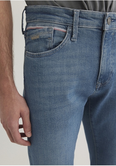 Mavi 0042285192 Jake Gölgeli Premium Erkek Jean Pantolon Mavi Lacivert