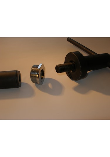 Unior Bilyeli Sağ Orta Yatak Sökme-takma Anahtarı 1607-4 Siyah