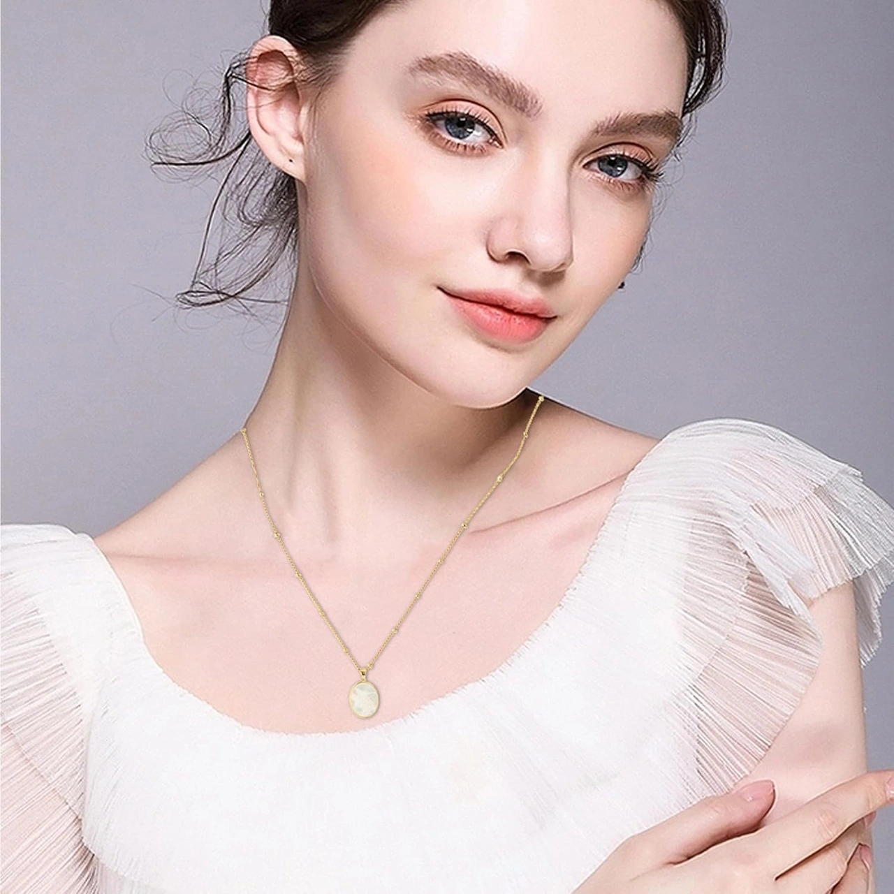 Xindoker Mikro Takımsı 18k Altın Kaplama, Doğal Beyaz Perl Taşlı 45cm Bakır Zincirli Elips Kolyeler, Korumalı Ve Şanlı Simge Gold