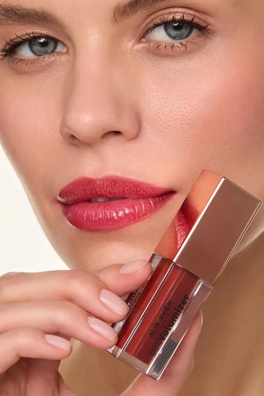 Alix Avien Maxivolumizer Lipgloss 220 Luscious Cherry Kalıcı Ve Nemlendirici Ruj Dolgunlaştırıcı Etki