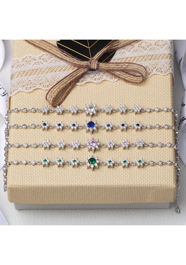 Lacivert Zirkon Taşlı Çiçek Model 925 Ayar Gümüş Kadın Bileklik Gümüş