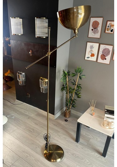 Eskitme Makas Gövde Lambader Hareketli Başlık Modern Dekoratif Metal Oturma Odası Çalışma Odası Zemin Lambası Eskitme