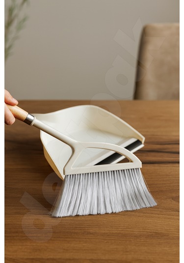Bambu Saplı Fırça Faraş - Hem Dekoratif Hem Pratik - Askı Aparatlı - Ahşap Sap - Kaliteli Plastik