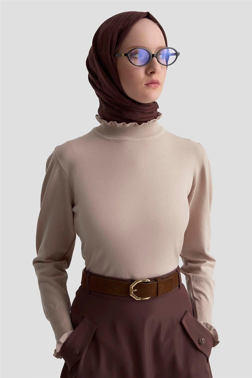 Armine Fırfır Detaylı Kazak 25kd7007 Taş Ekru