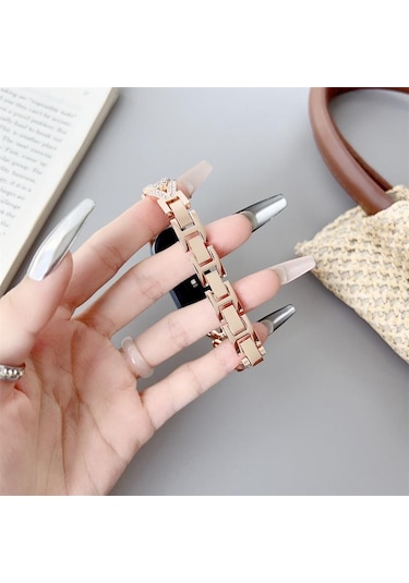 Xiaomi Mi Band 9 İçin Bling Bileklik Şık Akıllı Bantlar Kadınlar İçin Yedek Saat Kayışı Kolay Ayarlanabilir Mi Band 8 Bileklik