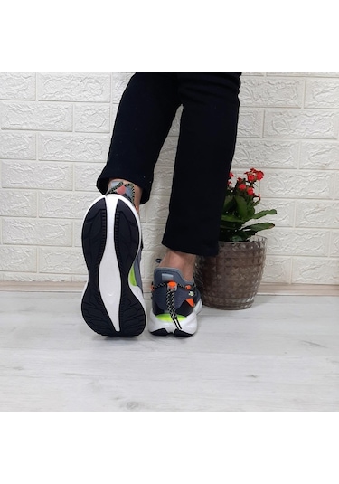 M.p 1659 Gri Renk Kaymaz Rahat Hafif Spor Ayakkabı 001