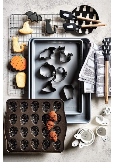 Crate & Barrel Ghost Stoneware Ölçü Kaşıkları, El Yapımı Sırlı Seramik, 4'lü Ölçü Seti Beyaz
