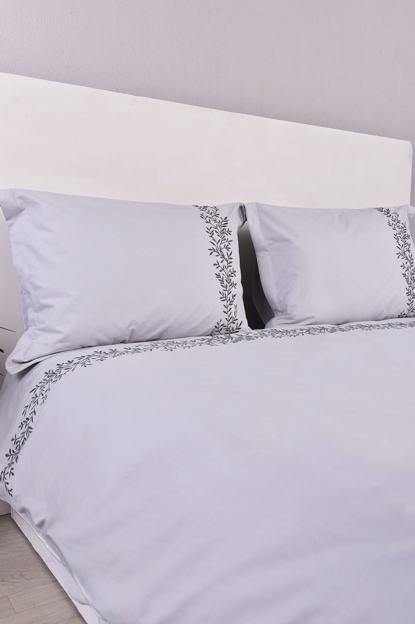 Yaprak İşlemeli Çift Kişilik Nevresim Takımı Gri %100 Pamuk Gri