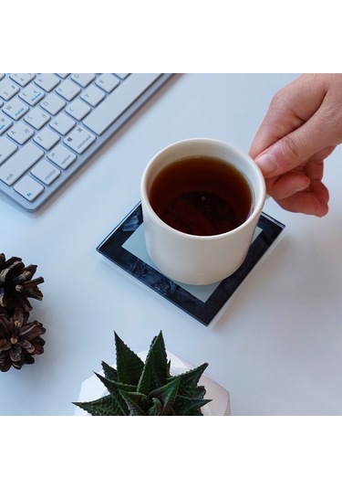 Decorita Cam Bardak Altlığı H Harfli Tasarım 4'lü Takım 10 x 10 CM Çok Renkli