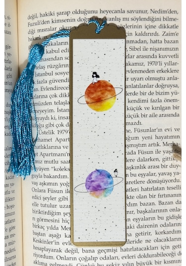 Kitap Kılıfı Ve Metal Kitap Ayracı Seti Satürndeki Kız