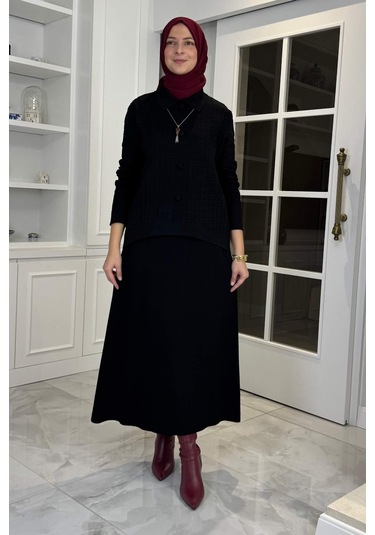 Kumsal Triko Takım Siyah Çok Renkli
