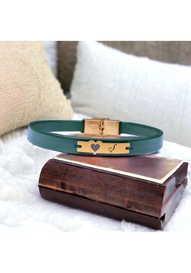 Archin Ş Harfine Özel Hakiki Yeşil Derili Kalp Figürlü 14 Ayar Altın Plakalı Hediye Bileklik-573harf Ş