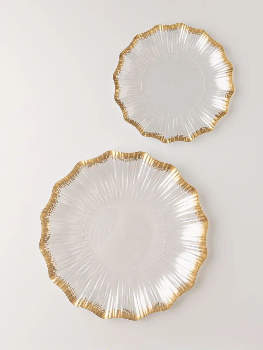 Family Co. Tek Kullanımlık Plastik Tabaklar. 20'li Paket. 415041944 100 adet