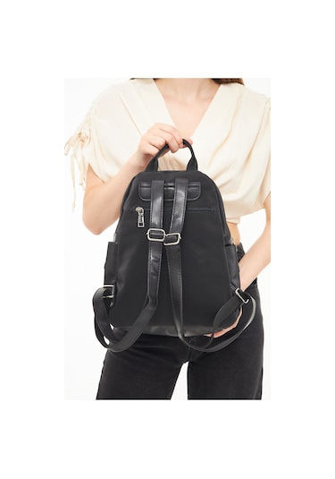 Morpelikan Siyah Fermuar Detaylı Kadın Sırt Çantası