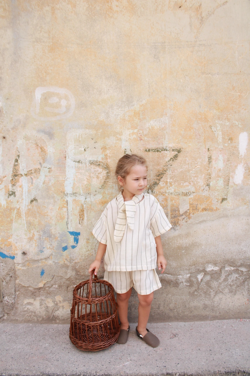 Haki Çizgili Yaka Bağlamalı Alt Üst Takım Haki