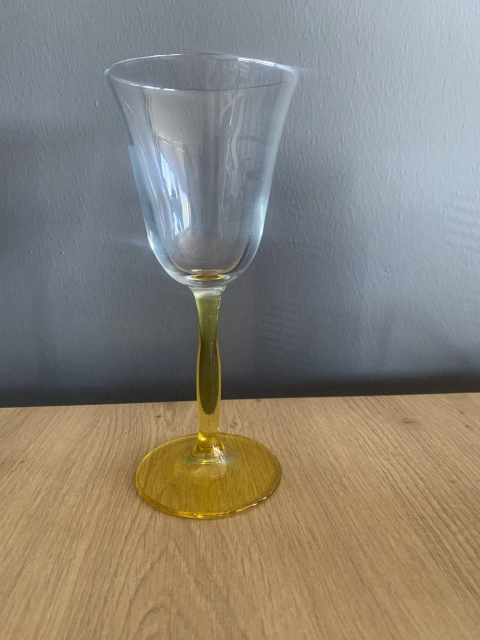 2 Adet 195 Ml'lik Şarap Kadehi Sarı Sarı