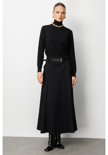 Mizalle Siyah A Kesim Kemerli Kalın Volanlı Maksi Etek Siyah