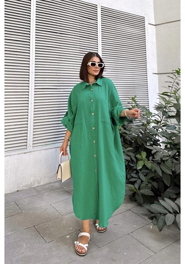 Kadın Yeşil Muslin Kumaş, Yarasa Kol, Eteği Oval, Çift Cepli, Uzun Oversize Salaş Gömlek Elbise Yeşil