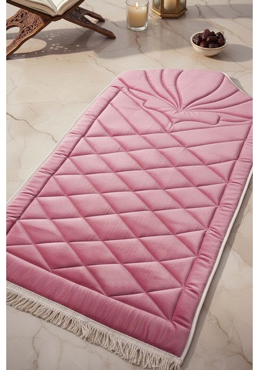 Koyu Pembe Kapitone Dolgulu Lüks Seccade 65x115 Cm