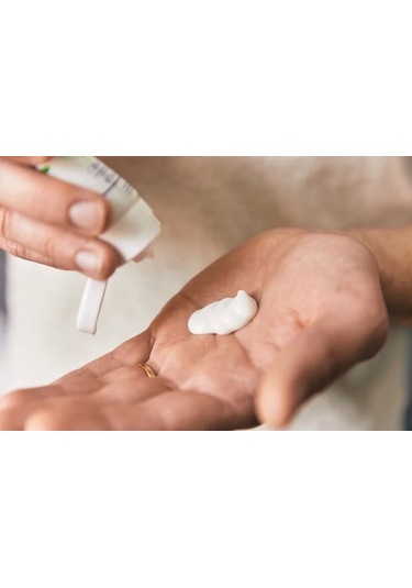 Mustela Soothing Chest Rub Rahatlatıcı Göğüs Balsamı 40ml