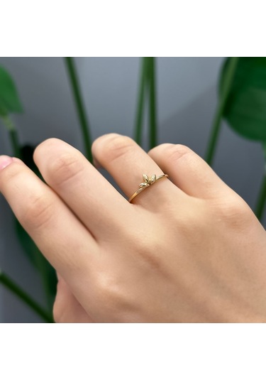14k Altın Minimal Lotus Yüzük