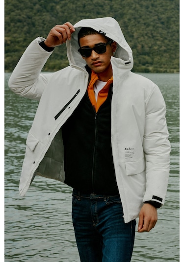 Ac&Co / Altınyıldız Classics Erkek Beyaz Kapüşonlu Dik Yaka Standart Fit Kaban Beyaz