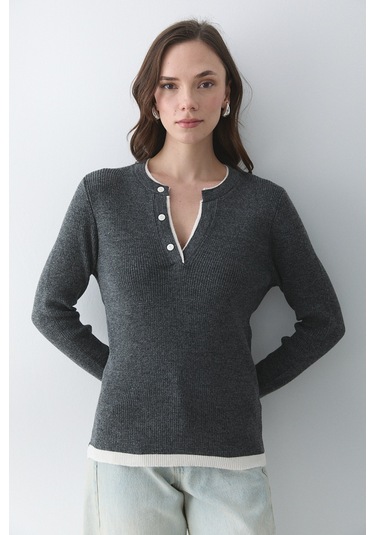 Antrasit - Krem 2 Patlı Düğmeli Kazak - 251023 Antrasit