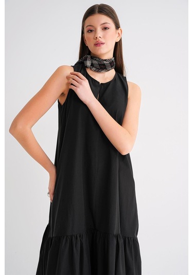 4695 Kadın Eteği Pileli Fermuar Detaylı Uzun Paraşüt Elbise Siyah Siyah