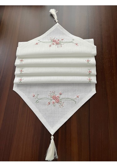 Rokoko Nakışlı Keten Ekru Renk Runner Masa Ve Tv Konsol Örtüsü Ekru